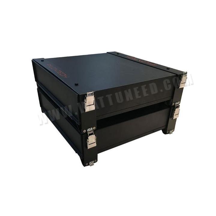 Supports superposables de batteries Pylontech