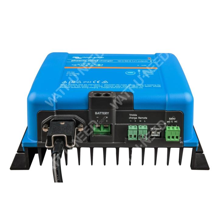 Victron Phoenix Smart IP43 12/24V charger