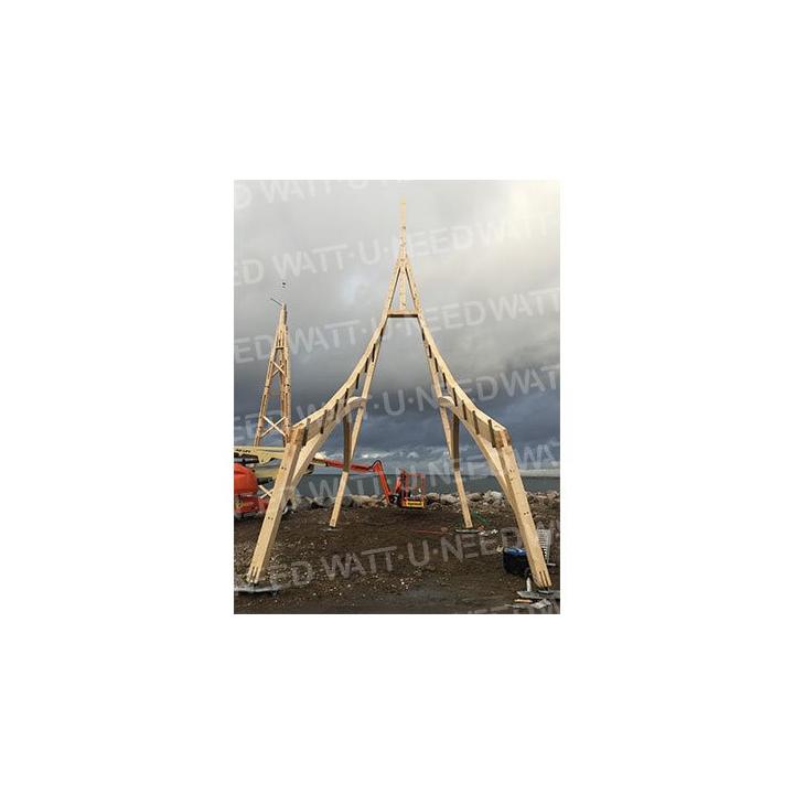 Giraffe 2.0 innoVentum Planta híbrida de viento y energía solar