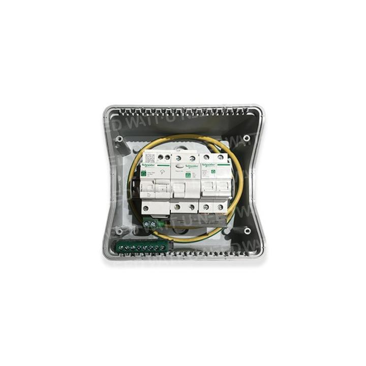 A parafoudre box with a 2-entry sectioner