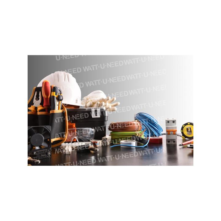 Small equipment package (tubes, fasteners, etc.) in Belgium