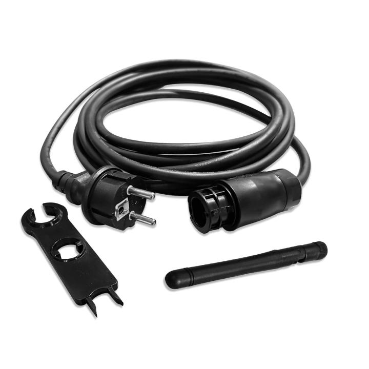 900Wp Plug & Play kit